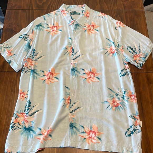 Men’s Large Cubavera Hawaiian Shirt - Picture 1 of 3
